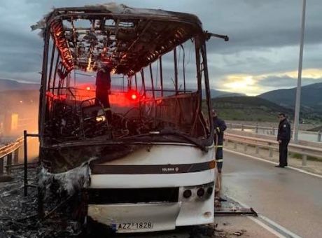 560F7BD7-3B5B-4F76-9FA9-9D7B8FAECDD3