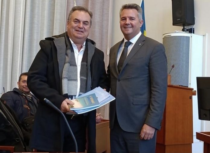 244AF103-D0E4-407D-B9A0-F56572C455E5