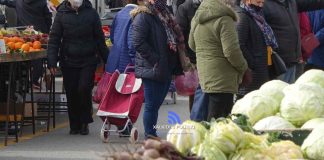 Απεργία επ’ αόριστον στις λαϊκές αγορές από αύριο. Κλείνουν και οι λαχαναγορές