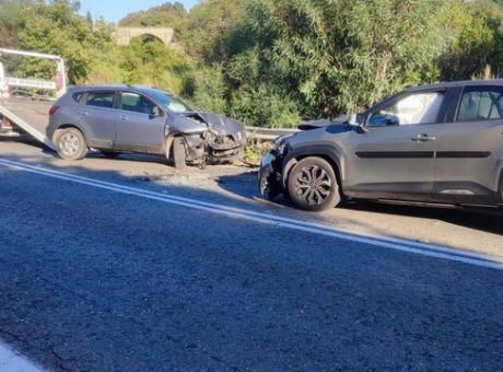 689F1EC2-62B0-4575-889E-CAD07BE1D10D