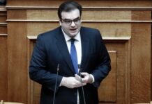 Πιερρακάκης: Στο τραπέζι νέο Fuel Pass αν επιμείνει η κρίση στη Μέση Ανατολή