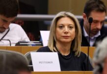 Καρυστιανού από Στρασβούργο: «Πάμε και όπου βγει μέχρι το 2027» για την ασφάλεια των τρένων στην Ευρώπη