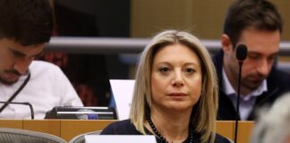 Καρυστιανού από Στρασβούργο: «Πάμε και όπου βγει μέχρι το 2027» για την ασφάλεια των τρένων στην Ευρώπη