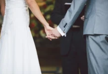 Ψηφιακό Πελατολόγιο: Από συνεργεία σε γάμους και εκδηλώσεις. Το «μάτι» της ΑΑΔΕ παρακολουθεί πελάτες