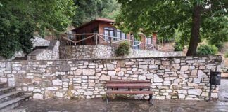 Καλλιτεχνικό εργαστήριο στη βιβλιοθήκη νεολαίας της Γαλάτιστας