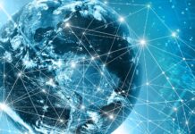 Μπορεί το Ιράν να «ρίξει» το παγκόσμιο ίντερνετ; Ο αθέατος πόλεμος στις οπτικές ίνες