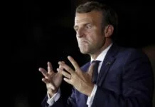 Ο Μακρόν ανακοίνωσε εθελοντική στρατιωτική θητεία 10 μηνών για νέους 18-19 ετών, ξεκινά το καλοκαίρι