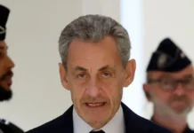 Ο Σαρκοζί καταδικάστηκε σε 5 χρόνια φυλακή με αναστολή για εγκληματική συνωμοσία στην παράνομη χρηματοδότηση από τον Καντάφι