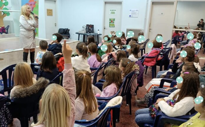 Poligiros-ekdilwsi-Dimotiki bibliothiki