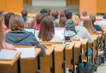 Κάθειρξη οκτώ ετών στον καθηγητή του ΤΕΙ Σερρών που έπαιρνε «φακελάκι» από φοιτητές για να τους περνάει στα μαθήματα