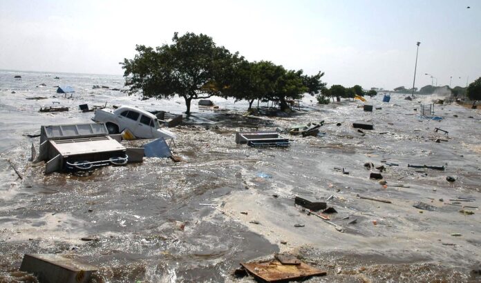 Indian-ocean-tsunami-2004