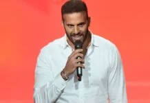 Στρασβούργο: Εκτός ευρωομάδας του ΣΥΡΙΖΑ ο Νίκος Παππάς μετά την επίθεση σε δημοσιογράφο