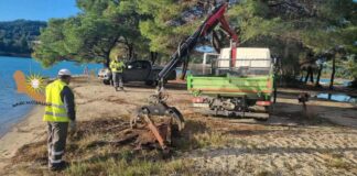 Εργασίες καθαριότητας Δήμου Κασσάνδρας – Με συνέπεια και καθημερινή φροντίδα για τον δημόσιο χώρο