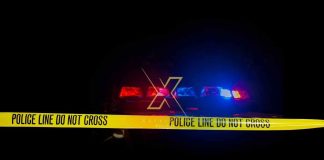 Γρίφος θανάτου στο Πευκοχώρι: Η χρυσή βέρα και τα χαρτιά στο στόμα της γυναίκας στη βαλίτσα