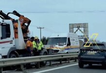 Εργασίες αποκατάστασης στηθαίων στην Εθνική Οδό Θεσσαλονίκης-Νέων Μουδανιών