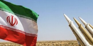 Ο στρατός του Ιράν απορρίπτει τον ισχυρισμό του Τραμπ για διαπραγματεύσεις, οι Φρουροί της Επανάστασης κλιμακώνουν τις επιθέσεις