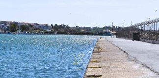 Η φωτογραφία της ημέρας:Μια ευθεία θάλασσας και απέναντι τα Νέα Μουδανιά