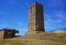 Καλημέρα Χαλκιδική,Νέα Φώκαια: ο πύργος της Ιστορίας και της Επανάστασης