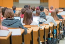 400.000 απόφοιτοι ΤΕΙ θα αποκτήσουν ισότιμα πτυχία με τα αντίστοιχα πανεπιστημιακά τμήματα